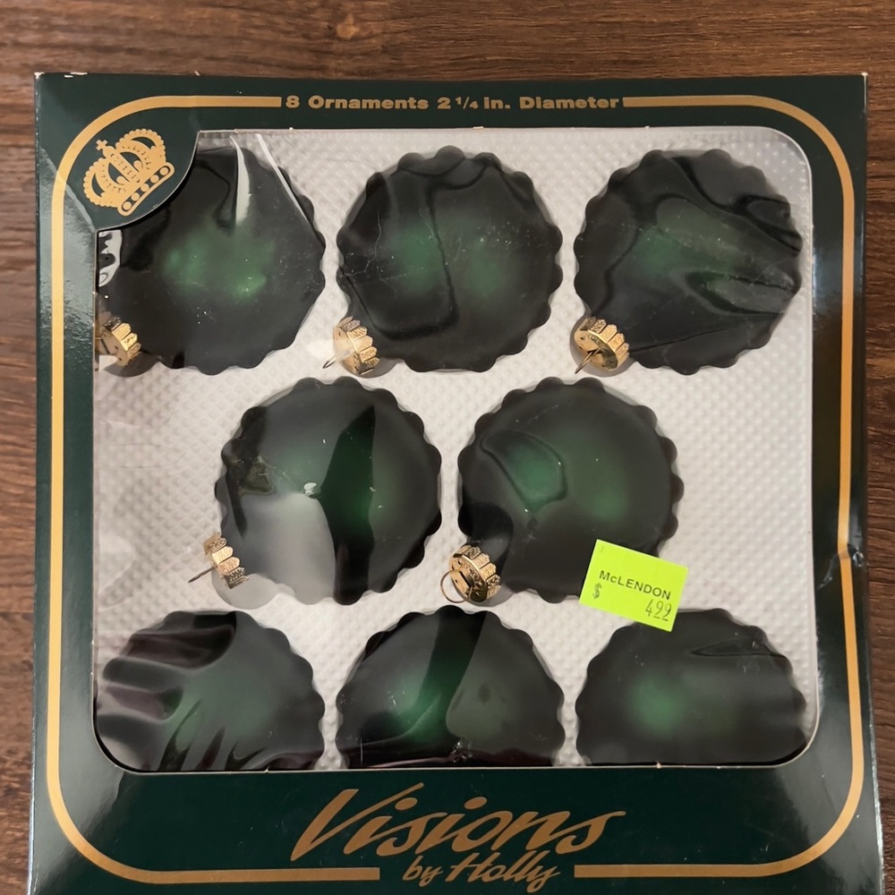 Elegant Green Holiday Ornaments Set - Picture 2 of 3